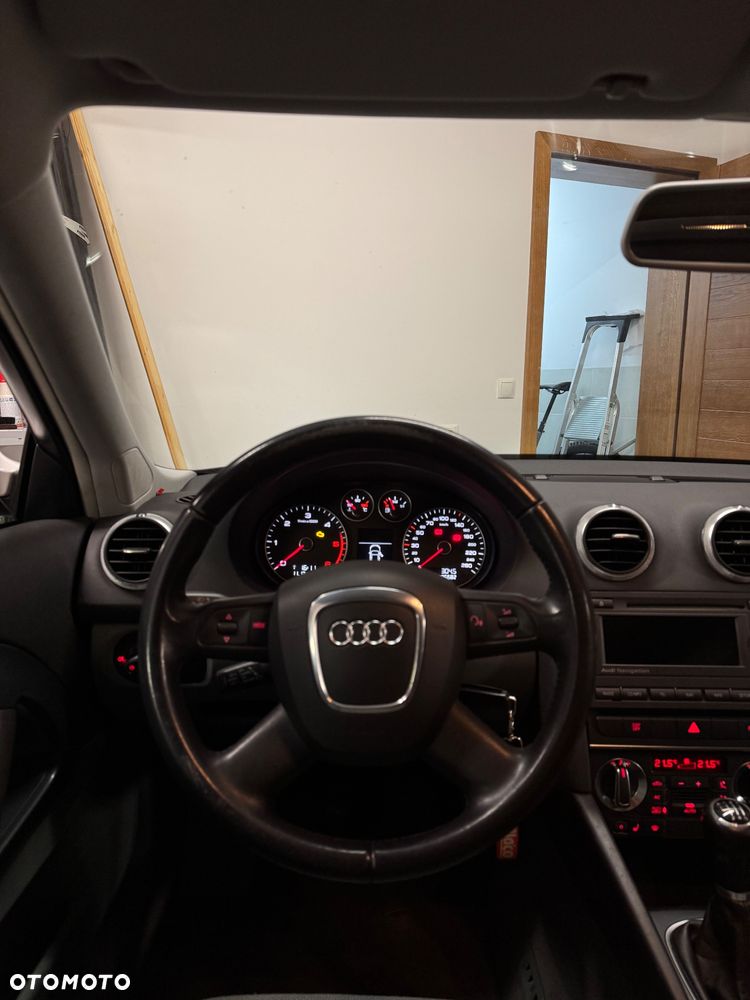 Audi A3 3-drzwiowe 2.0 TDI Ambition - 8