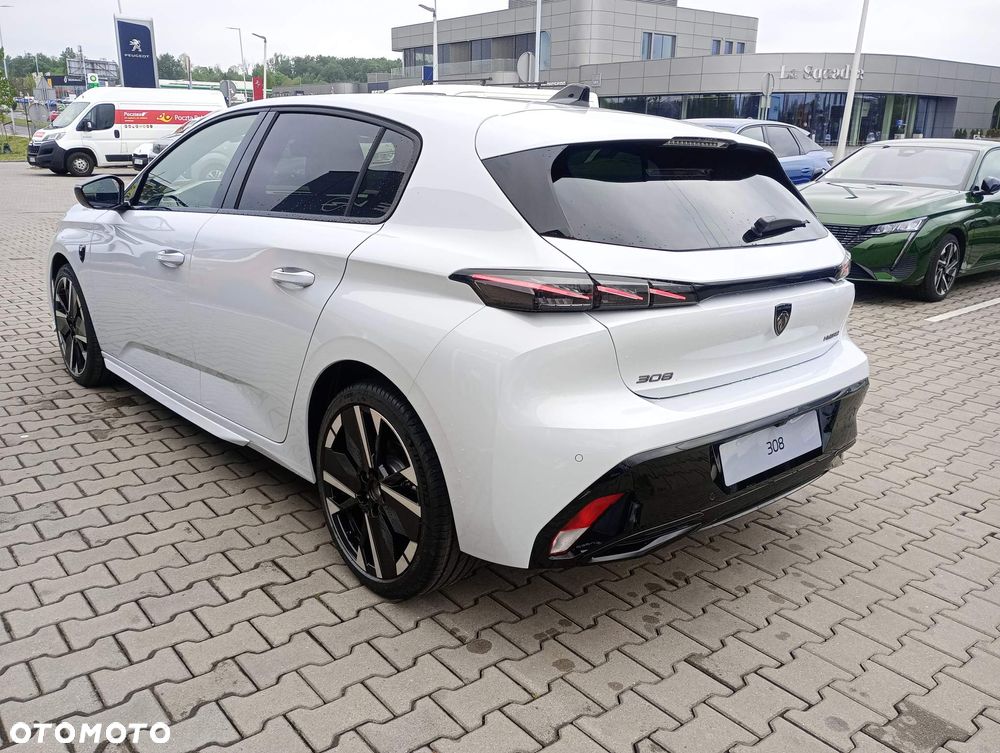 Peugeot 308 1.2 mHEV GT S&S e-DCS6 - 8