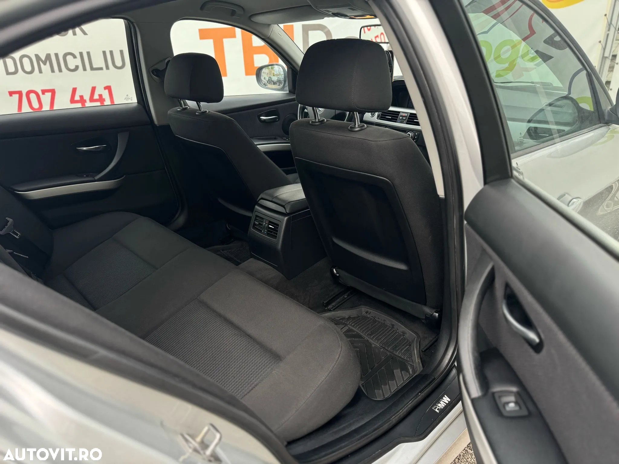 BMW Seria 3 - 34
