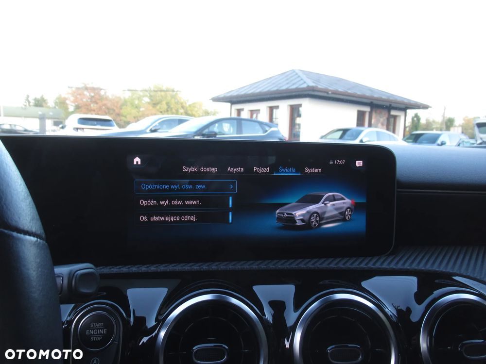 Mercedes-Benz Klasa A 200 Style 7G-DCT - 24