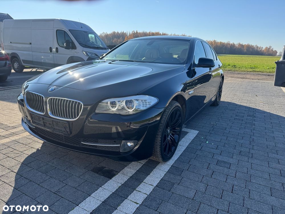 BMW Seria 5 520d Luxury Line - 3