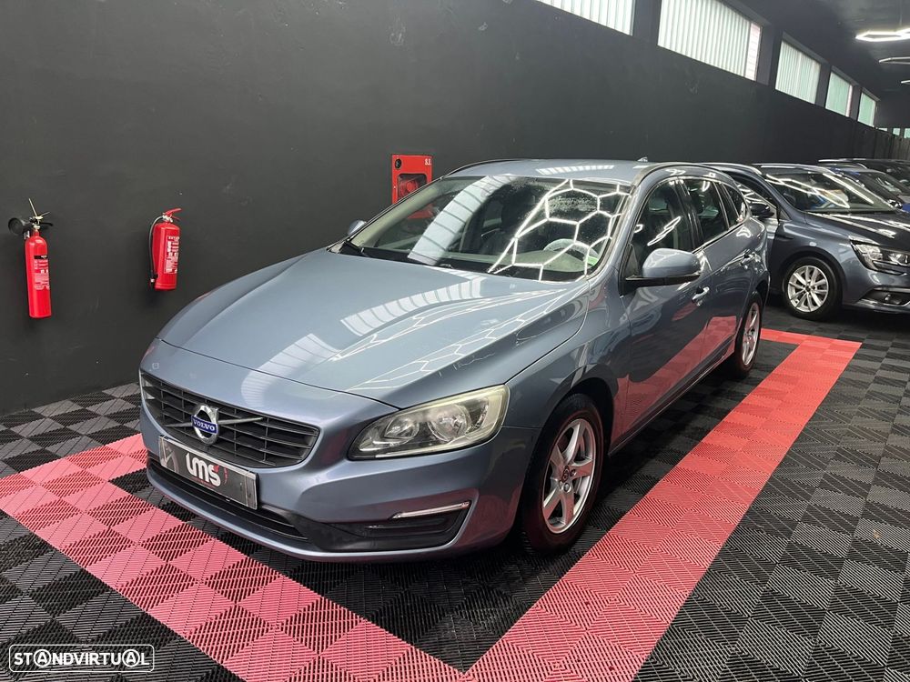 Volvo V60 2.0 D3 VOR - 3
