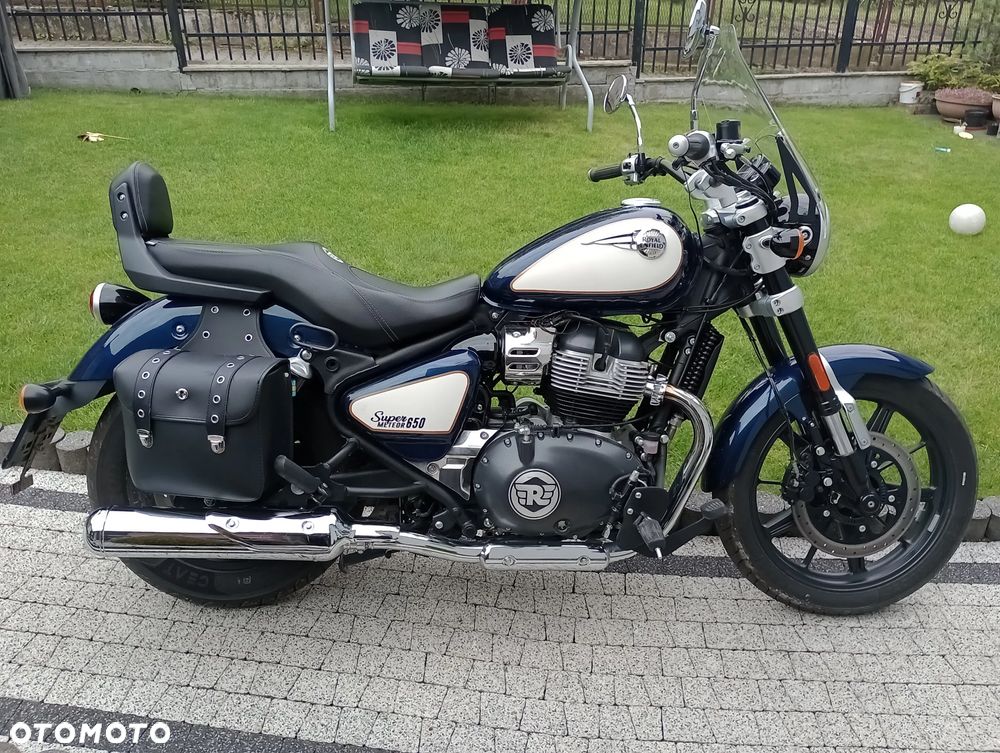 Royal Enfield Meteor - 32
