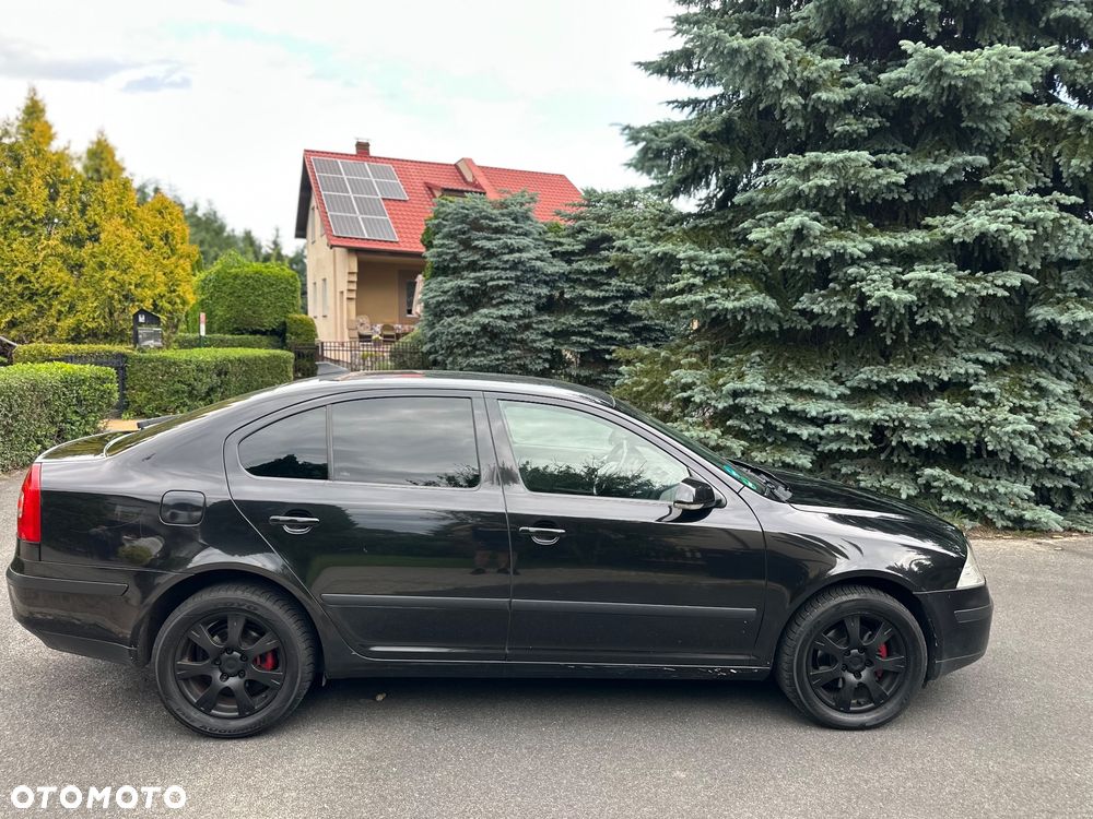 Skoda Octavia 2.0 FSI Ambiente Tiptr - 8