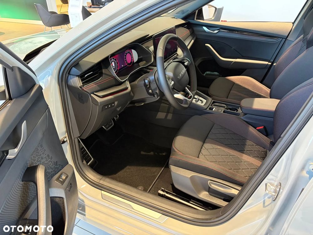 Skoda Octavia 2.0 TSI RS DSG - 12