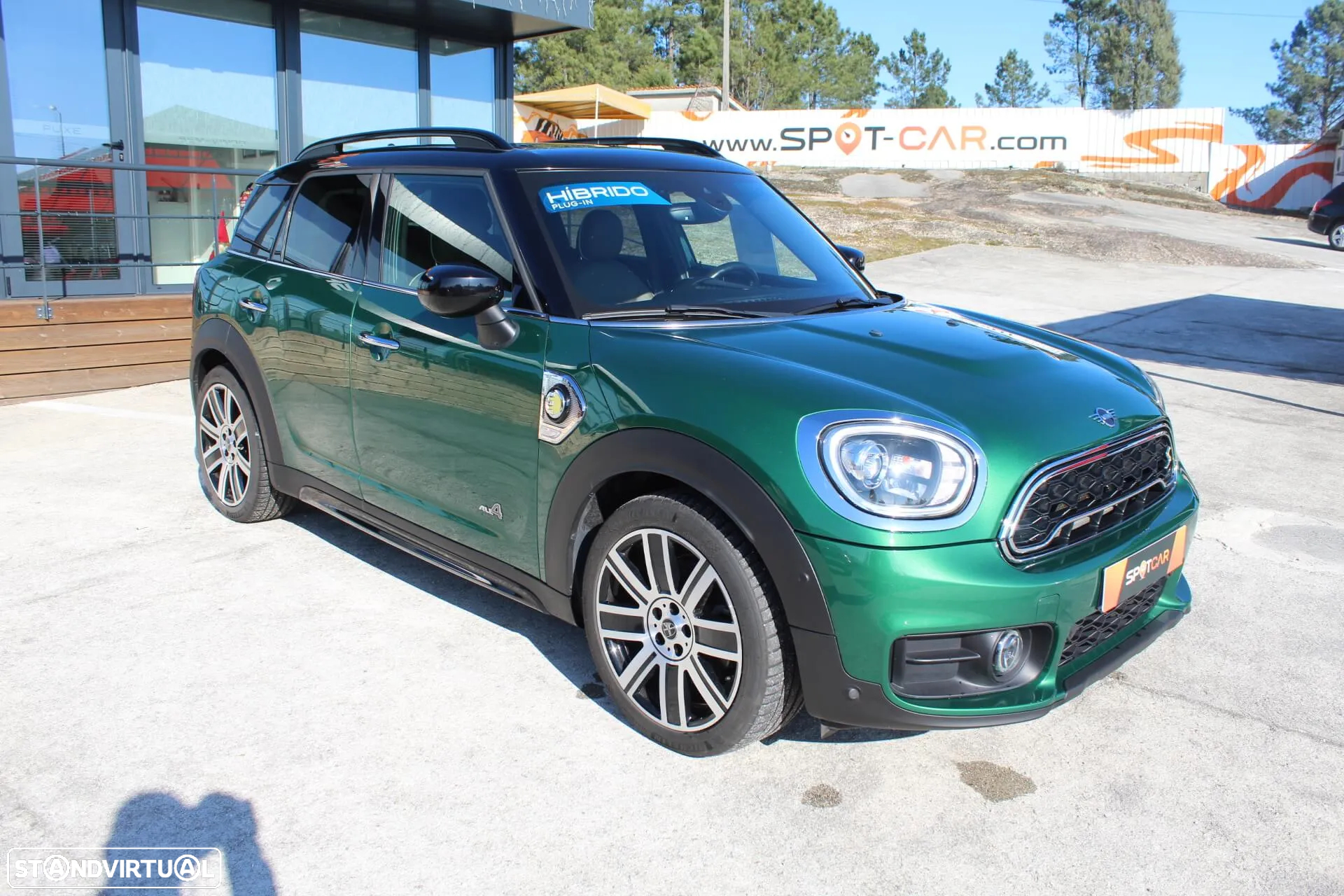 MINI Countryman Cooper SE ALL4 Auto - 2