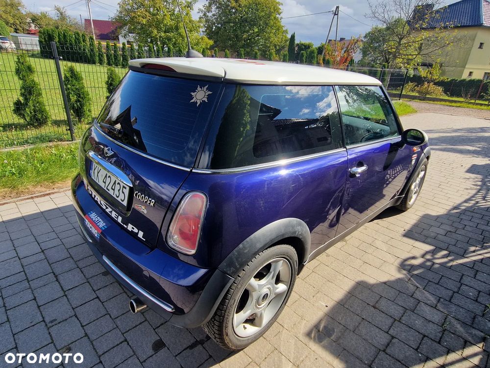 MINI Cooper Standard - 4