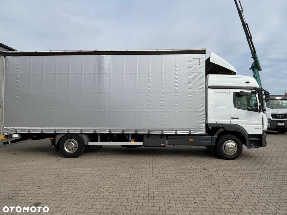 Mercedes-Benz ATEGO 1530 firanka , winda , 16 ton DMC , zaczep do przyczepy , kabina sypialna , z Niemiec, (1527, 1524, 1630, 1627, 1624) 6 cylindrów , sypialka, duże zbiorniki - 8
