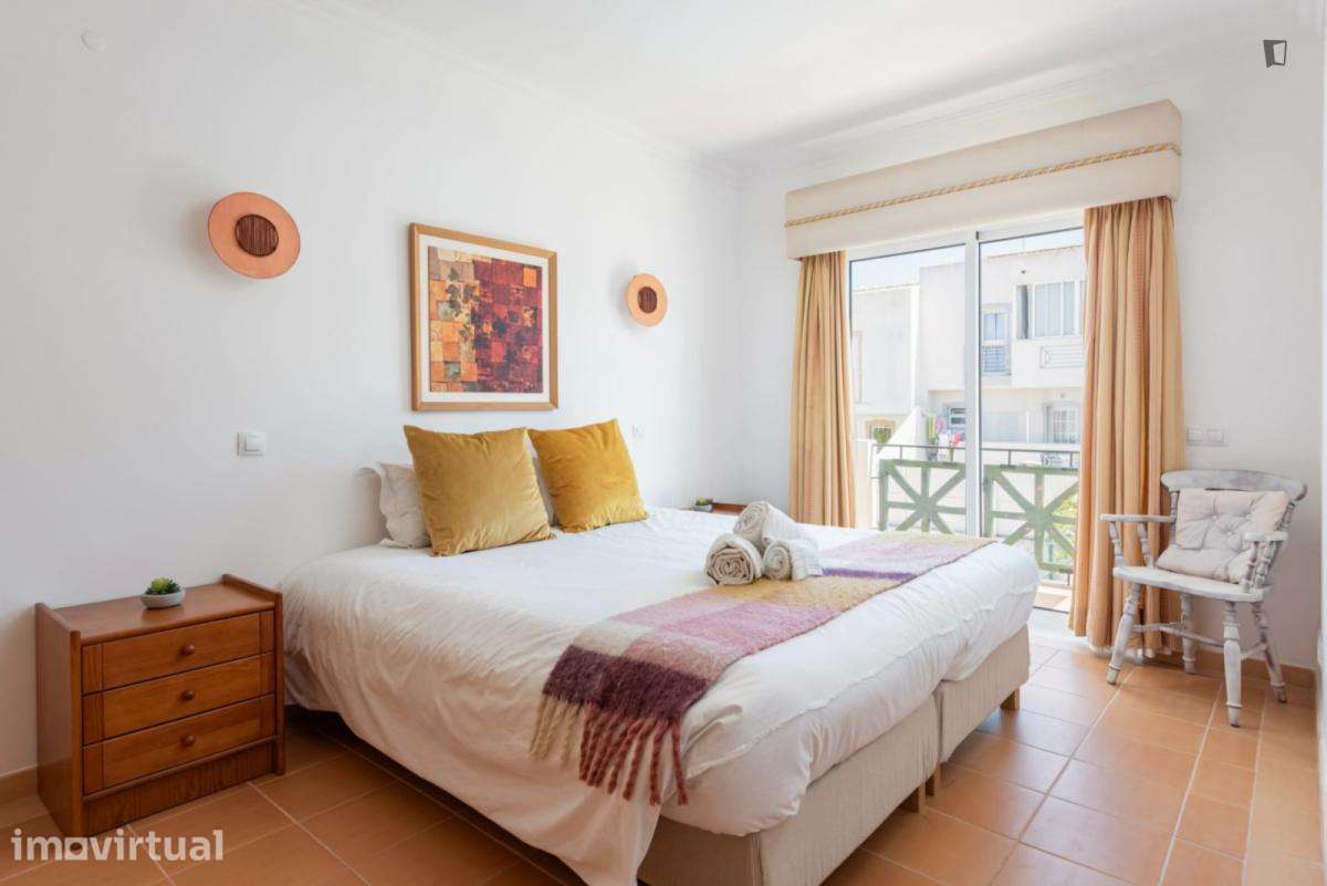 Casa com 3 quartos - localizado em Albufeira - Grande imagem: 2/12