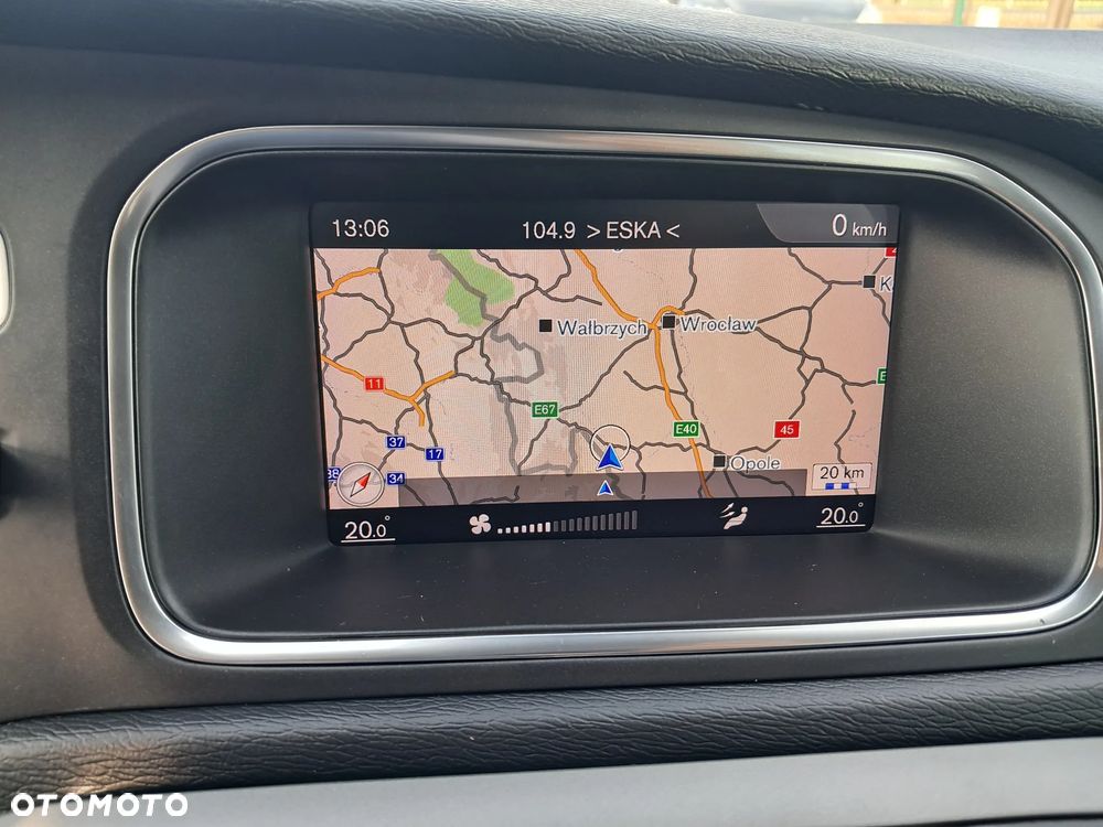 Volvo V40 - 18