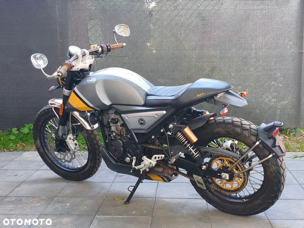 Mondial HPS 125 - 4