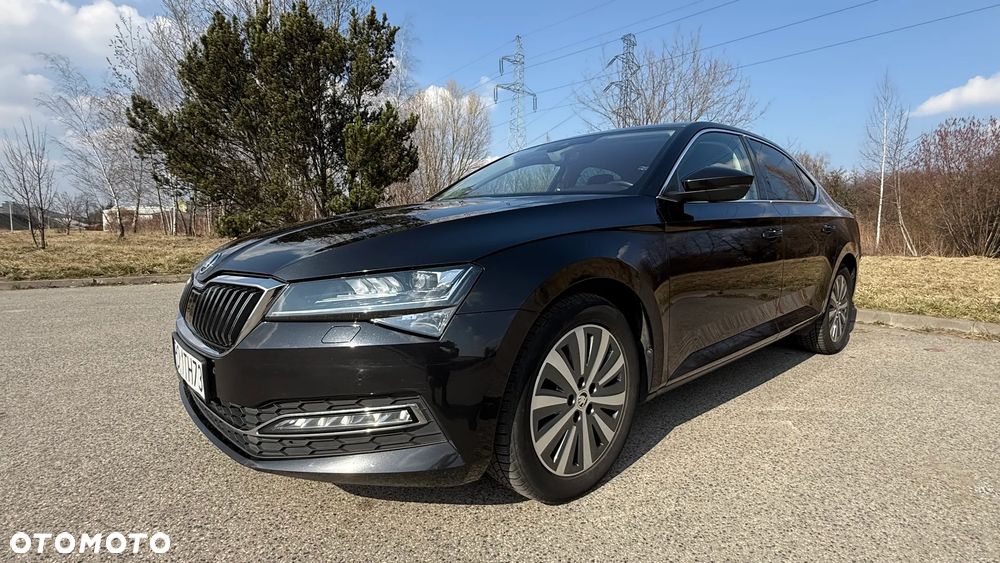 Skoda Superb 2.0 TDI SCR Style DSG - 2