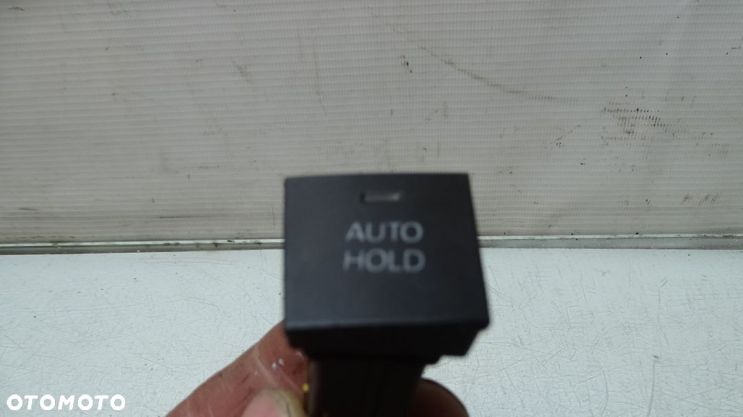 PRZYCISK AUTO HOLD VOLKSWAGEN PASSAT B6 2.0TFSI 3C0927227A - 1