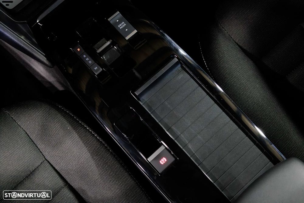 Citroën C4 PureTech 130 Stop&Start EAT8 PLUS - 20