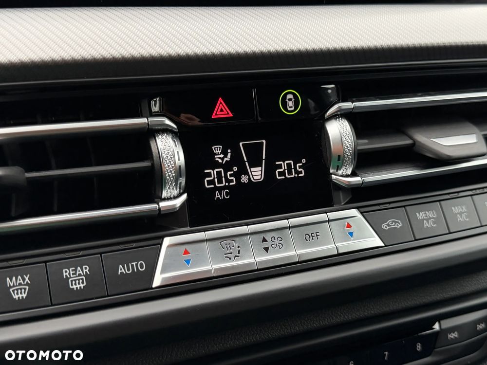 BMW Seria 2 220d xDrive M Sport - 31