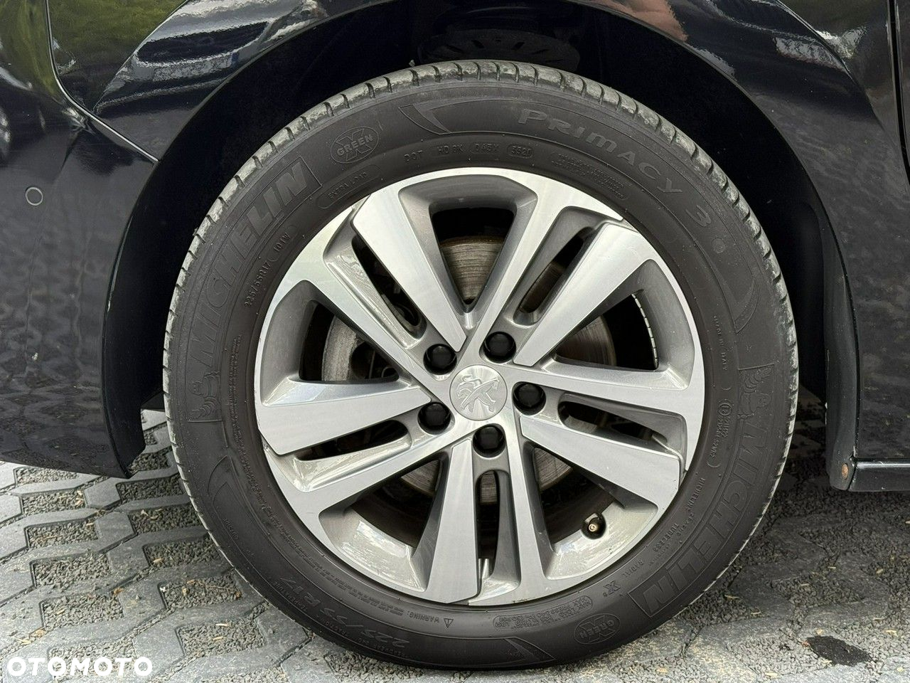 Peugeot Traveller - 10