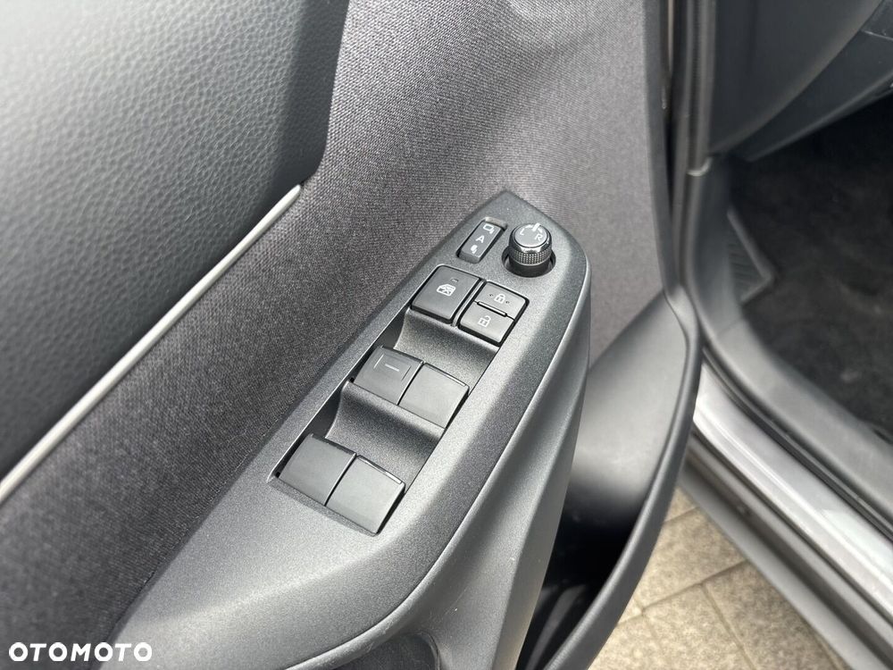 Toyota Yaris Cross Hybrid 1.5 Comfort - 23