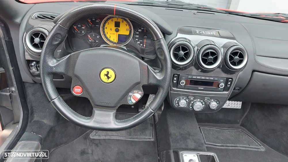 Ferrari F430 - 8