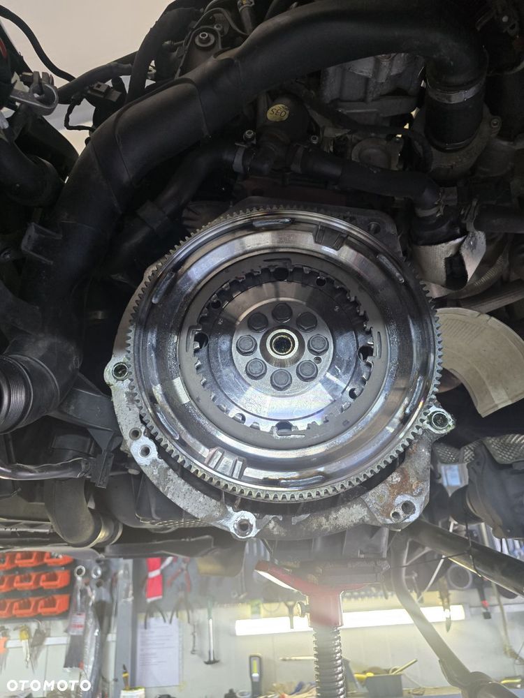 Volkswagen Passat - 16