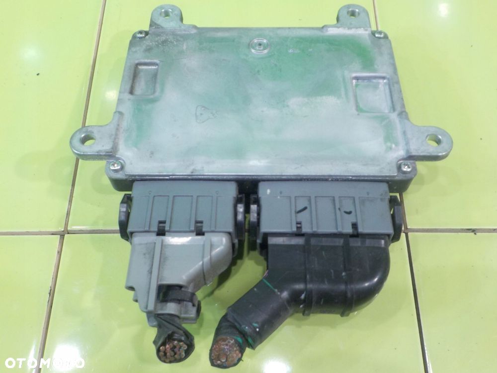 MITSUBISHI OUTLANDER III 2.0 B 15r 5D sterownik komputer silnika 1860C102 - 2