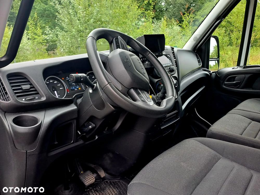 Iveco DAILY | Stan idealny | kontener 8 EP | Automat | Winda | GWARANCJA 12mc | Kamera cofania | - 14