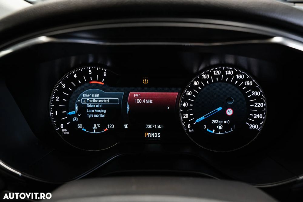 Ford Mondeo 2.0 TDCi Powershift - 24