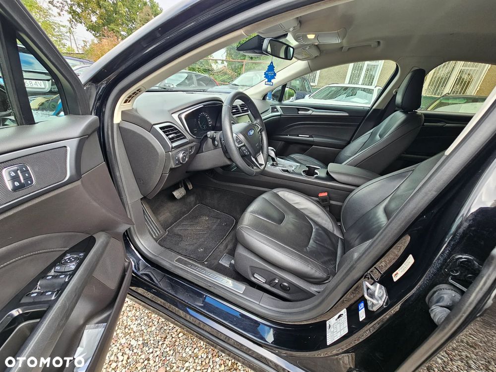 Ford Mondeo - 10