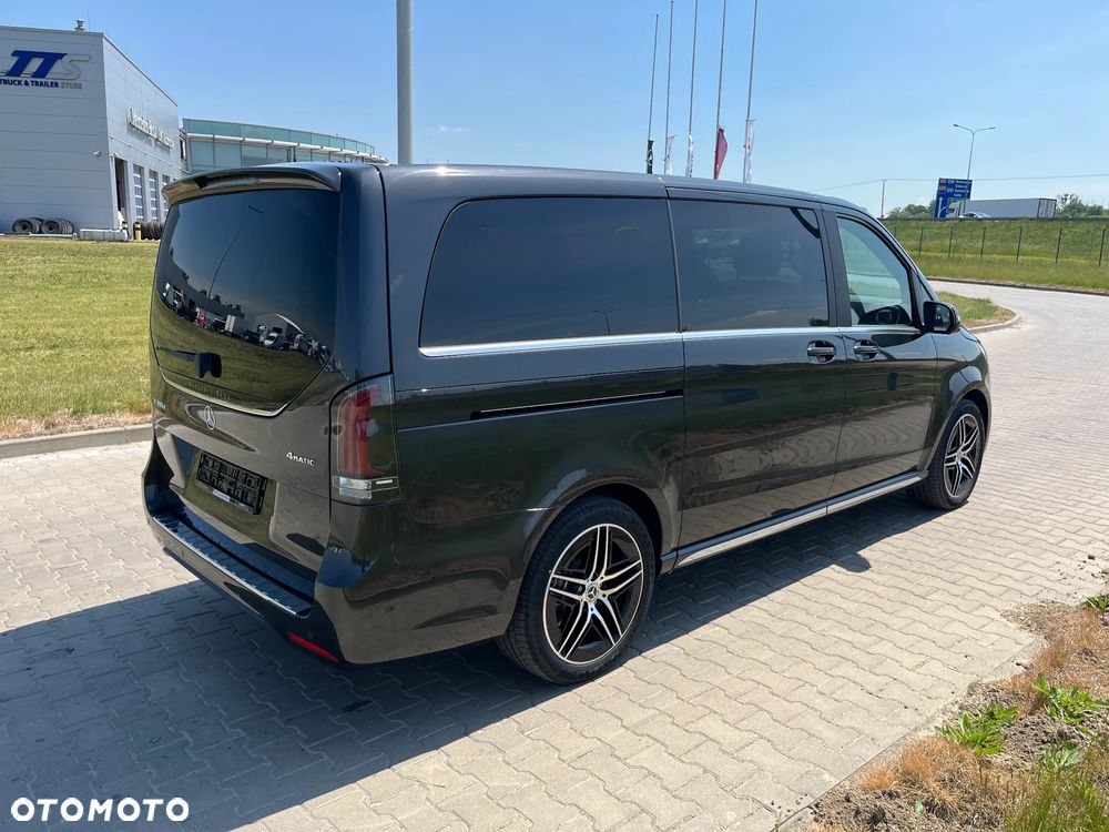 Mercedes-Benz Klasa V 300 d 4-Matic 9G-Tronic Exclusive (d³ugi) - 24