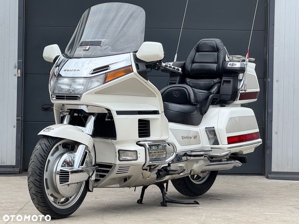 Honda GL - 25