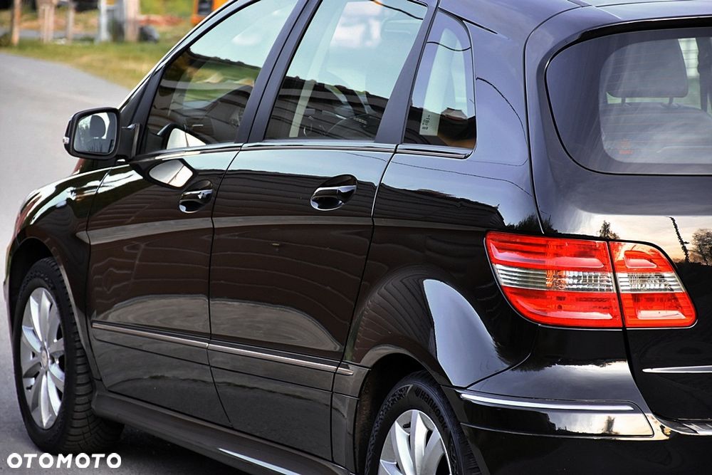 Mercedes-Benz Klasa B 180 BlueEFFICIENCY SPORT EDITION - 11