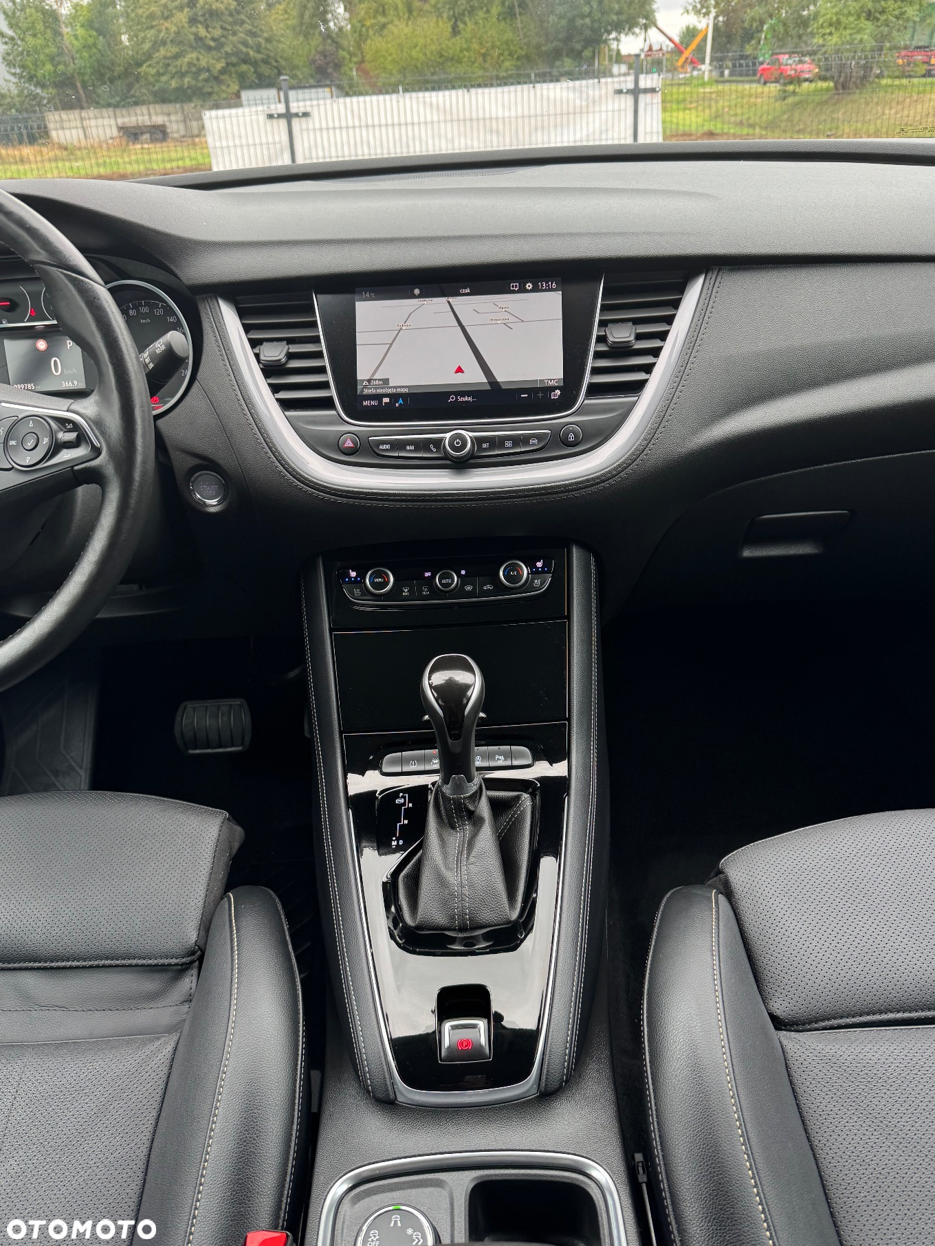 Opel Grandland X 2.0 D Start/Stop Automatik Business Innovation - 30
