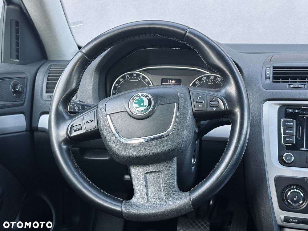 Skoda Octavia 2.0 TDI DPF DSG Elegance - 8