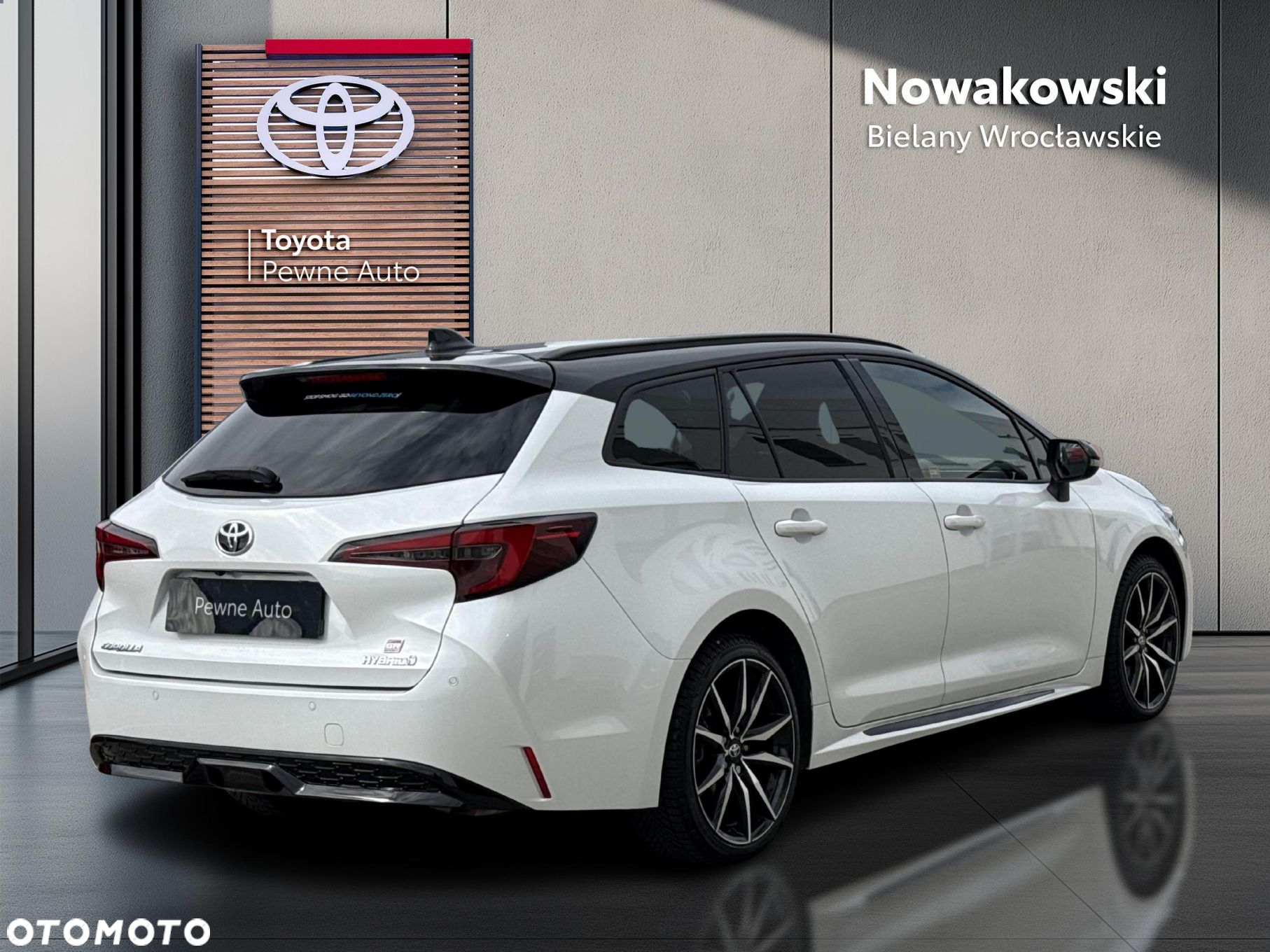 Toyota Corolla 2.0 Hybrid GR Sport Dynamic - 5