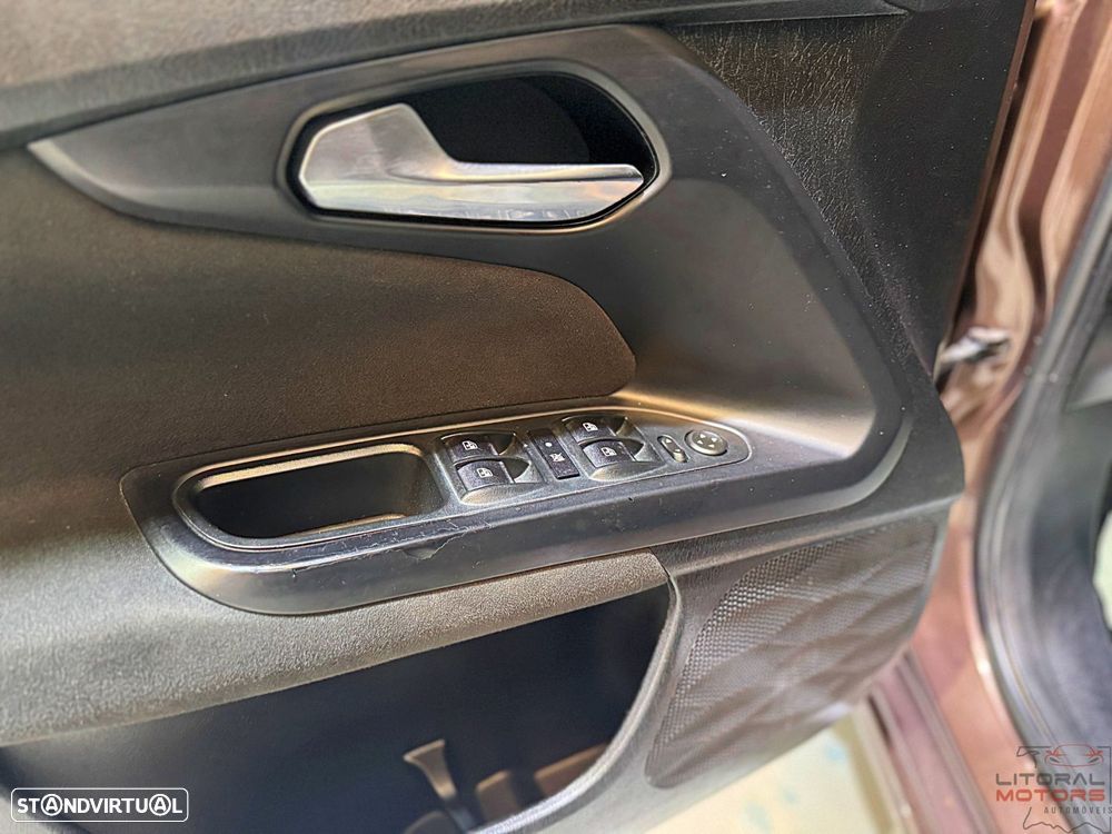 Fiat Tipo Station Wagon 1.3 M-Jet Lounge Tech - 18