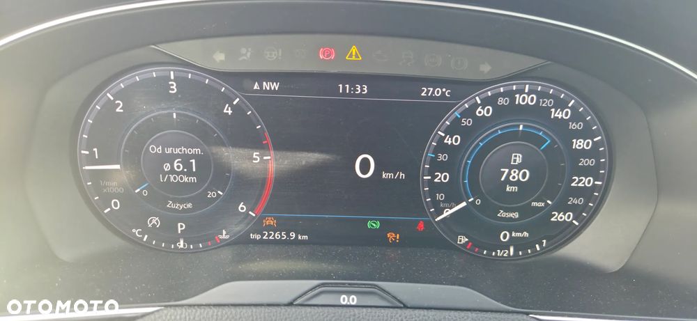 Volkswagen Passat - 13