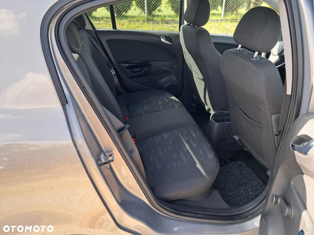 Opel Corsa 1.4 16V 150 Jahre - 21