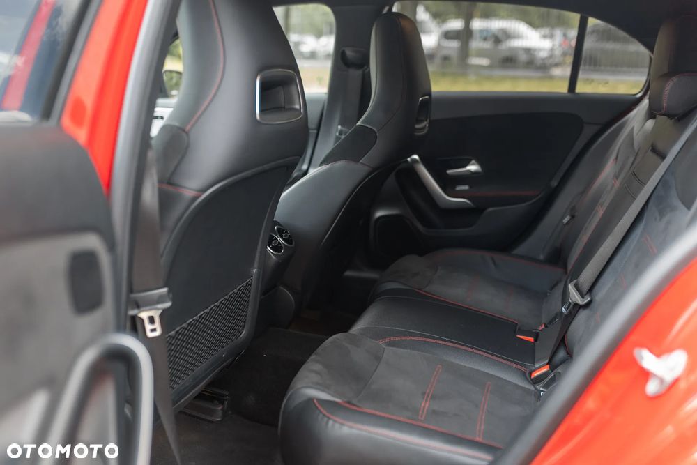 Mercedes-Benz Klasa A 200 AMG Line 7G-DCT - 16
