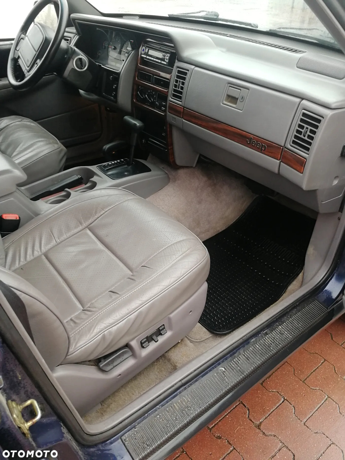 Jeep Grand Cherokee 4.0 Limited - 16