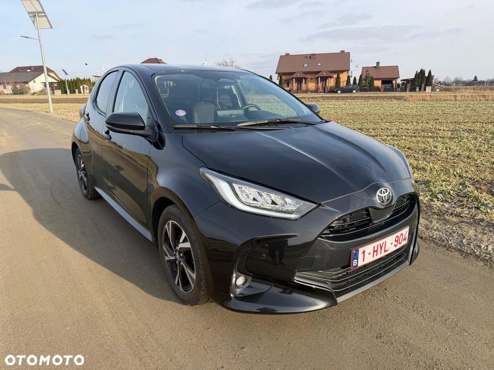 Toyota Yaris Hybrid 1.5 Active - 1