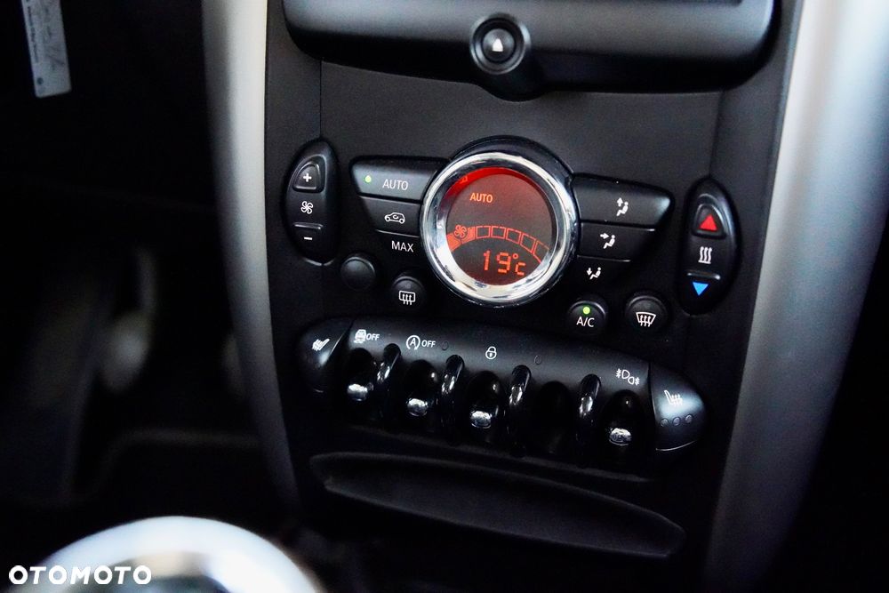 MINI Countryman One D - 25