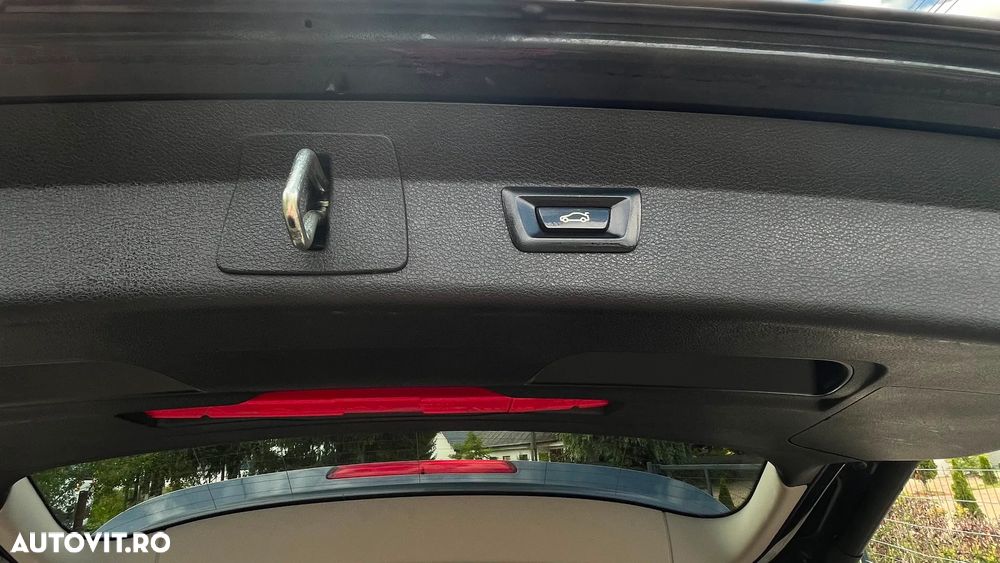 BMW Seria 2 218d Aut. - 10