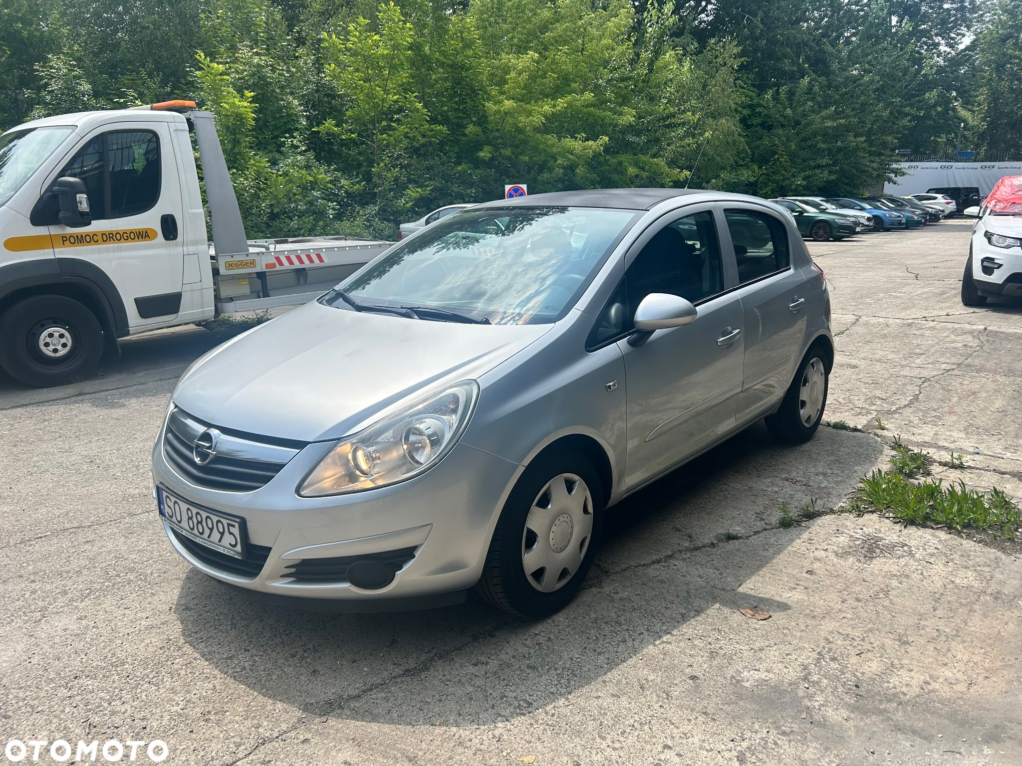 Opel Corsa 1.2 16V Cosmo - 2