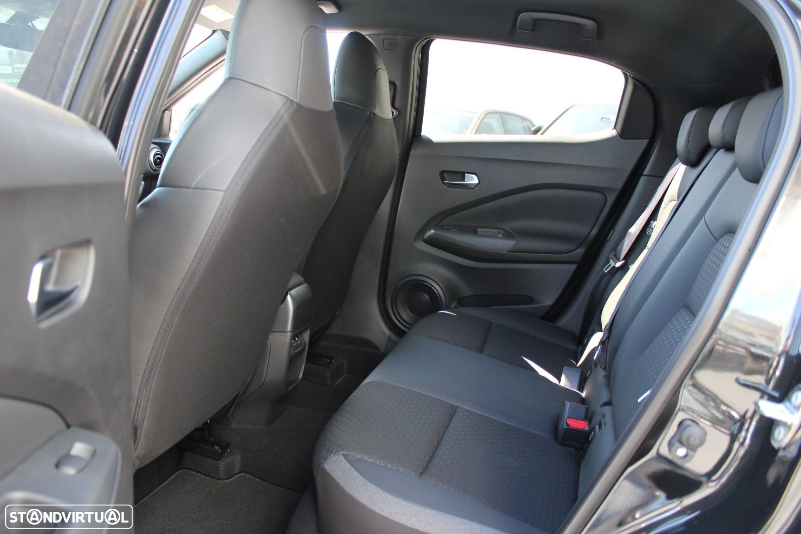 Nissan Juke 1.0 DIG-T N-Connecta NAV. - 19