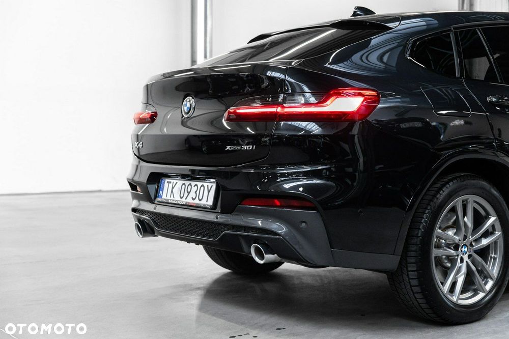 BMW X4 - 18