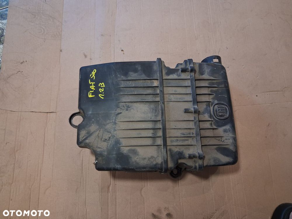 Obudowa filtra powietrza FIAT 500 G. PUNTO  EVO 1.2 B   51773400  OE - 3