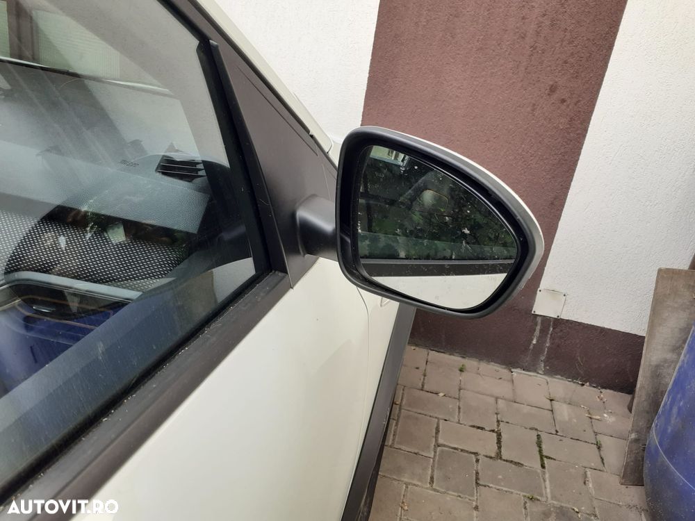 Dacia Sandero Stepway TCe 90 MT6 Comfort - 17
