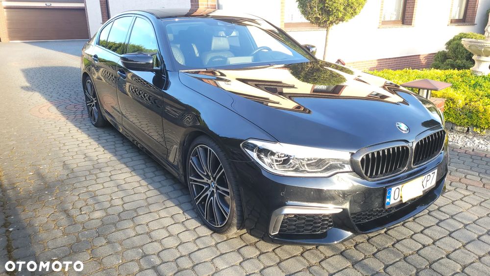 BMW Seria 5 M550i xDrive - 2