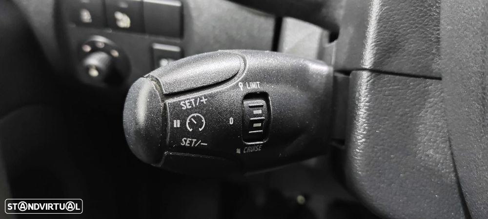 Peugeot Partner 1.6 BlueHDi L1 Pro 3L - 37