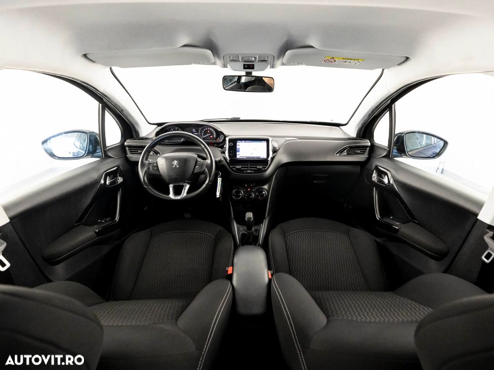 Peugeot 208 1.6 BlueHDi FAP Style - 6