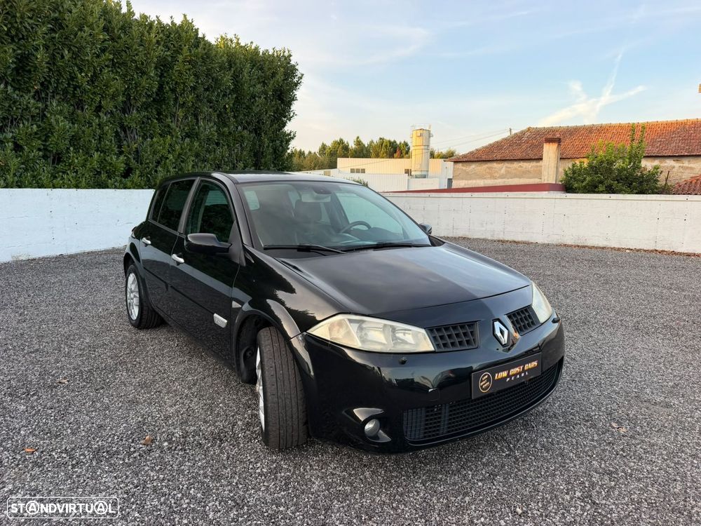 Renault Mégane 1.5 dCi Confort - 3
